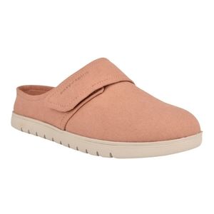 NWT-Light Pink Easy Spirit Sortie Slip-ons
